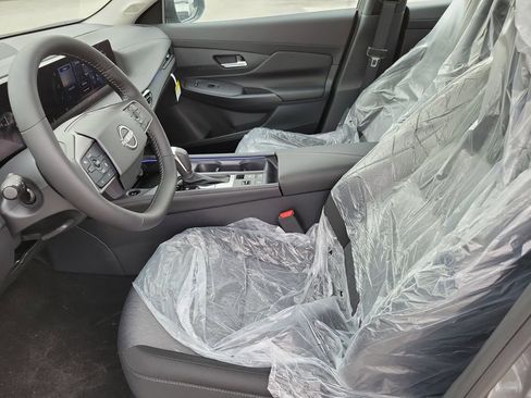 New 2026 Nissan Sentra SV w/ SV Convenience Package FWD image 15