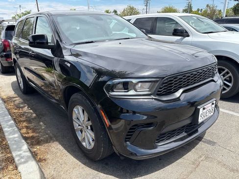 Certified 2025 Dodge Durango GT RWD image 3
