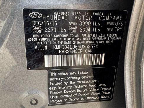 Used 2017 Hyundai Elantra Sport w/ Sport Premium Package 06 image 25