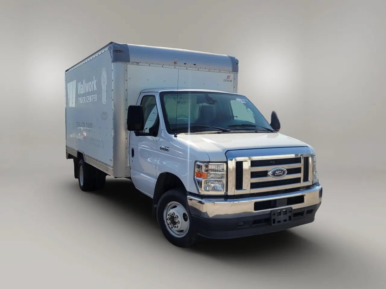 Used 2021 Ford E-450 and Econoline 450 Super Duty RWD image 10