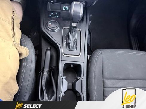 Used 2022 Ford Ranger XLT w/ Equipment Group 301A Mid AWD/4WD image 18