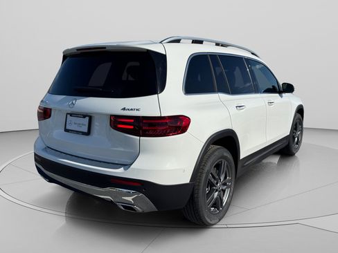 New 2026 Mercedes-Benz GLB 250 4MATIC image 5