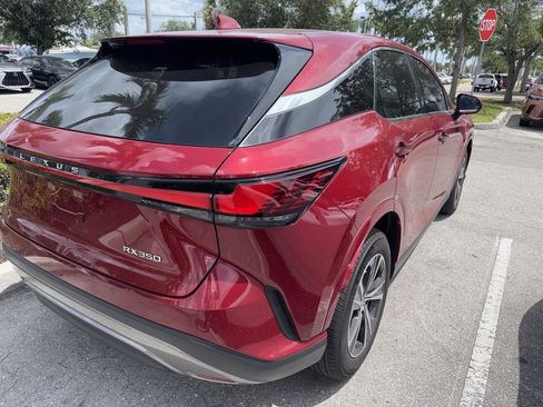 Used 2025 Lexus RX 350 FWD w/ Technology Package image 6