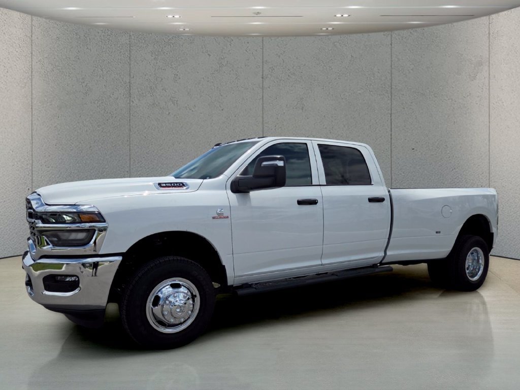 New 2026 RAM 3500 Tradesman AWD/4WD image 10