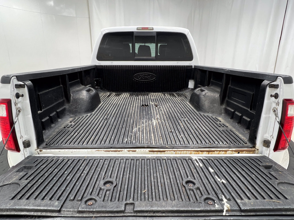 Used 2014 Ford F250 Lariat w/ Chrome Package AWD/4WD image 28