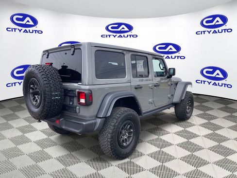 Used 2023 Jeep Wrangler Unlimited Sport image 3