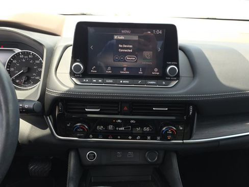 Used 2021 Nissan Rogue SL AWD/4WD image 26