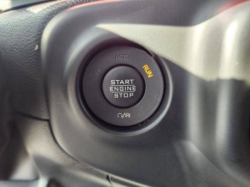 Used 2023 Jeep Gladiator Rubicon w/ LED Lighting Group image 32