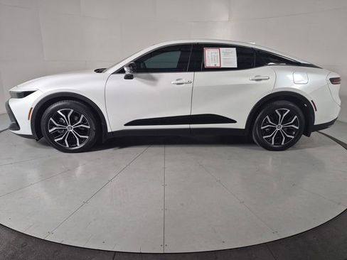 Certified 2026 Toyota Crown AWD/4WD image 2