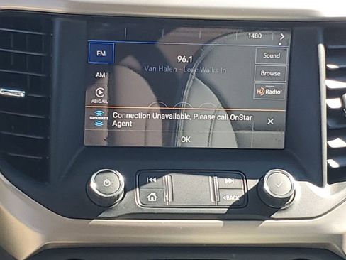 Used 2021 GMC Acadia Denali w/ Denali Technology Package image 27