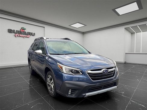 Certified 2021 Subaru Outback Touring XT image 4