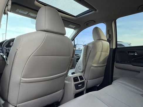 Used 2018 Honda Pilot EX-L image 16