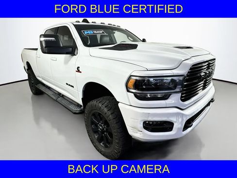 Used 2024 RAM 2500 Laramie w/ Night Edition AWD/4WD image 4