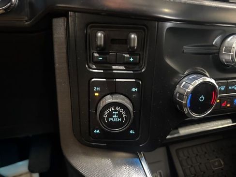 Used 2025 Ford F150 Platinum w/ Equipment Group 702A High image 39