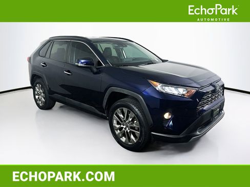 Used 2021 Toyota RAV4 Limited image 1