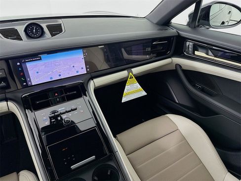 New 2026 Porsche Panamera image 26