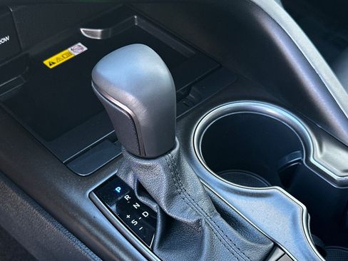 Certified 2023 Toyota Camry SE image 21