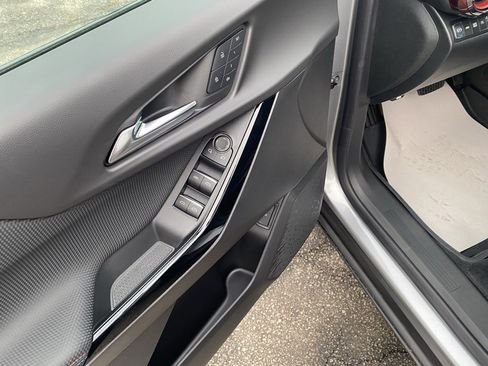 New 2026 Chevrolet Equinox RS image 10