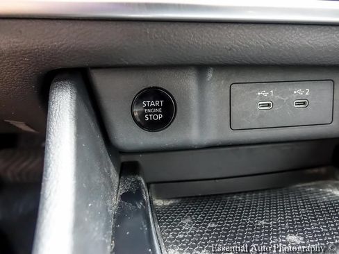 Used 2026 Nissan Rogue SV w/ Cold Weather Package AWD/4WD image 15