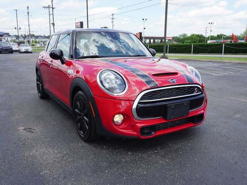 Used 2019 MINI Cooper S FWD image 3