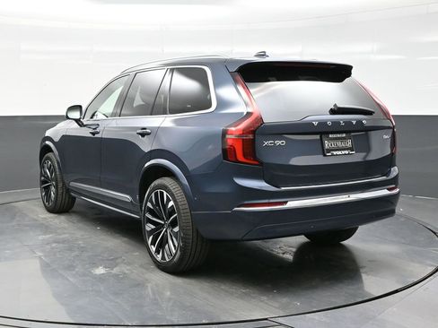 New 2026 Volvo XC90 B6 Plus w/ Protection Package Premier image 5