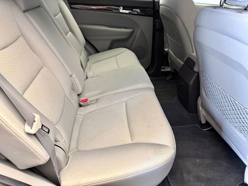 Used 2011 Kia Sorento LX w/ Convenience Pkg AWD/4WD image 13