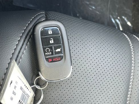 New 2026 Honda HR-V EX-L image 30