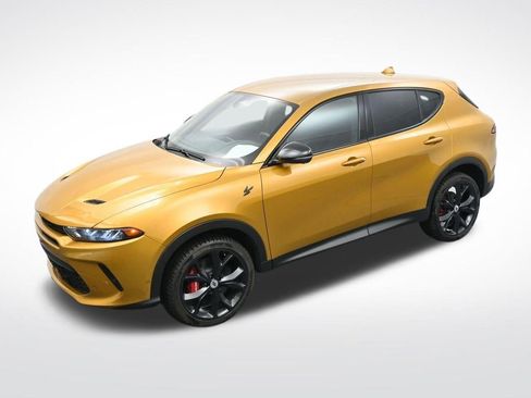 Used 2023 Dodge Hornet GT w/ Track Pack image 21