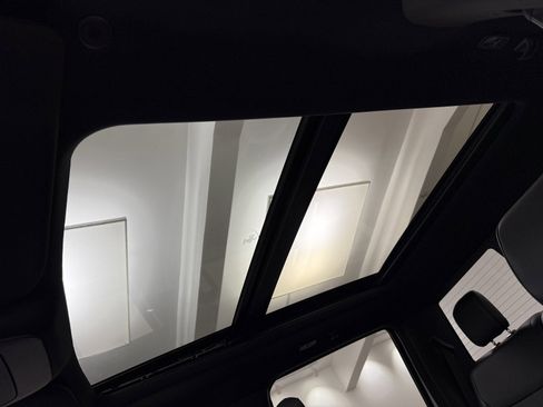 Used 2022 Ford F150 XLT w/ Equipment Group 302A High image 25