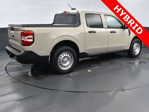 New 2025 Ford Maverick XL image 6