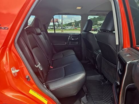 Used 2024 Toyota 4Runner TRD Off-Road Premium w/ Moonroof Package AWD/4WD image 21