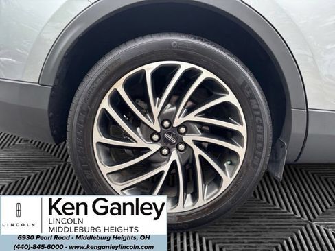Used 2020 Lincoln Nautilus Reserve FWD image 30