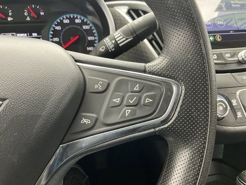 Used 2020 Chevrolet Malibu LS image 14