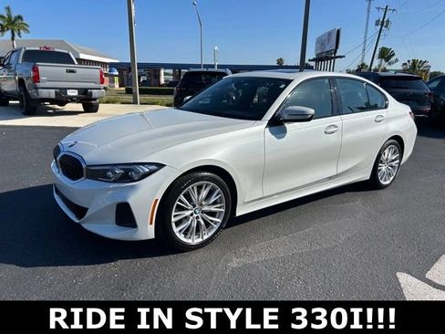 Used 2023 BMW 330i Sedan w/ Driving Assistance Package RWD image 3