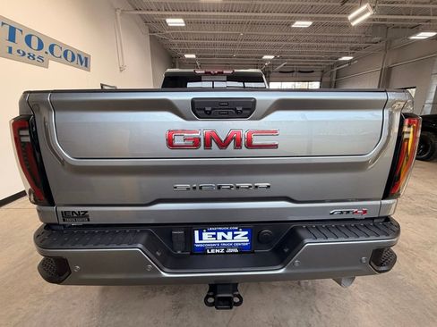 Used 2024 GMC Sierra 3500 AT4 w/ AT4 Premium Plus Package AWD/4WD image 6