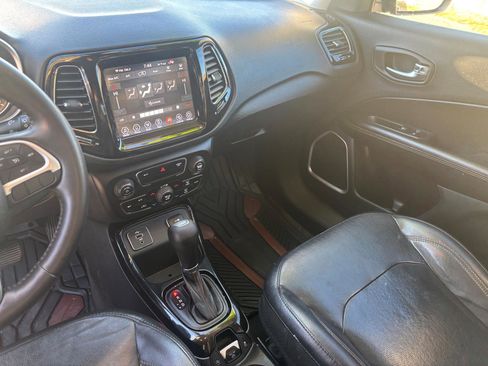 Used 2019 Jeep Compass Limited image 12