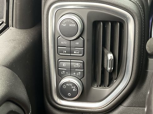 Used 2020 GMC Sierra 1500 Elevation w/ Elevation Value Package AWD/4WD image 16