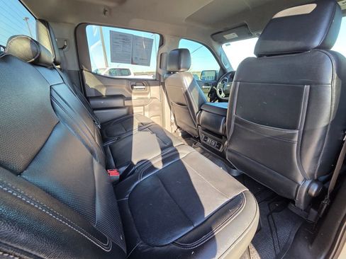 Used 2019 Chevrolet Silverado 1500 LT w/ Texas Edition AWD/4WD image 30