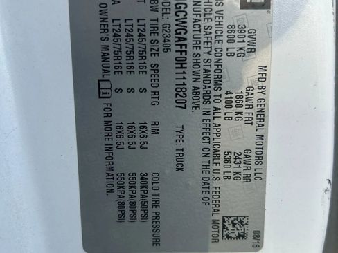 Used 2017 Chevrolet Express 2500 image 25