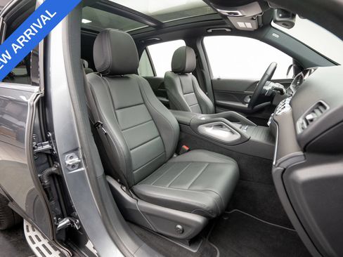 Used 2024 Mercedes-Benz GLE 350 4MATIC w/ AMG Line Exterior image 15