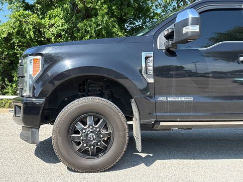 Used 2019 Ford F350 Platinum w/ Platinum Ultimate Package AWD/4WD image 5
