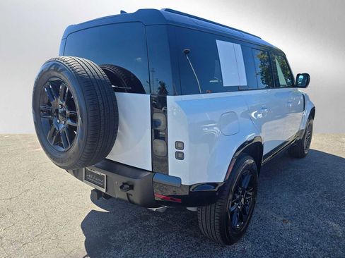 New 2026 Land Rover Defender 110 X-Dynamic SE AWD/4WD image 5