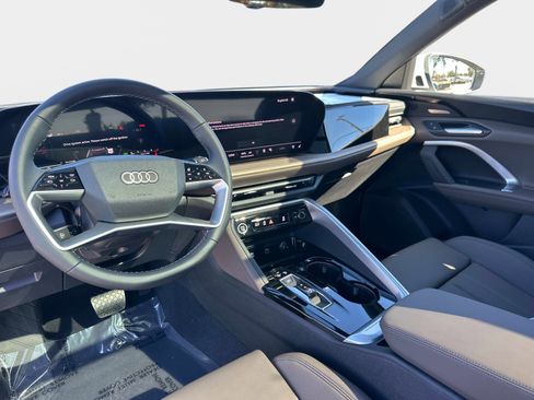 New 2025 Audi Q5 Premium Plus image 16