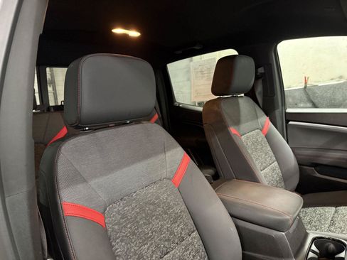 Used 2023 Chevrolet Colorado Z71 w/ Z71 Convenience Package 2 AWD/4WD image 28