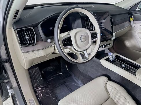 New 2026 Volvo XC90 T8 Ultra w/ Protection Package Premier AWD/4WD image 9