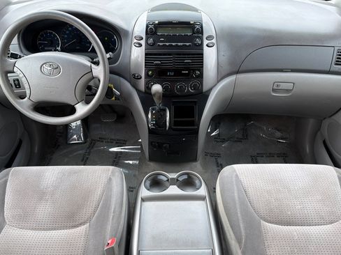 Used 2008 Toyota Sienna LE FWD image 15