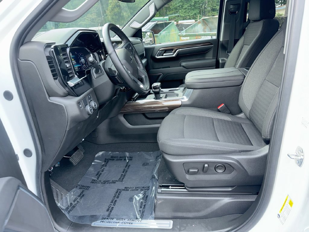 Used 2025 Chevrolet Silverado 1500 RST RWD image 13