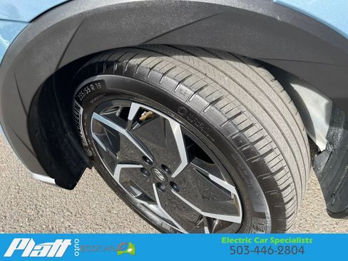 Used 2024 Hyundai Ioniq 5 SEL image 17