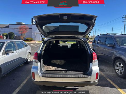 Used 2013 Subaru Outback 2.5i Premium image 8