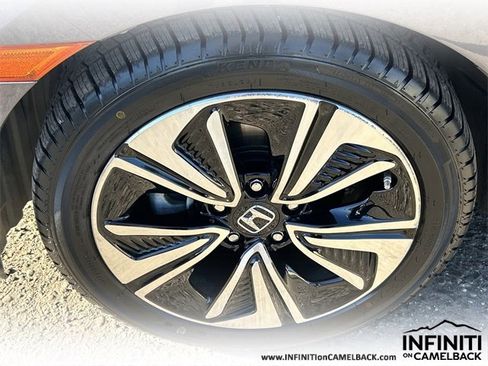 Used 2017 Honda Civic EX-T image 11